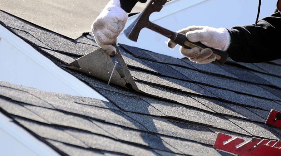 Professional gutter cleaning in Slingerlands, NY